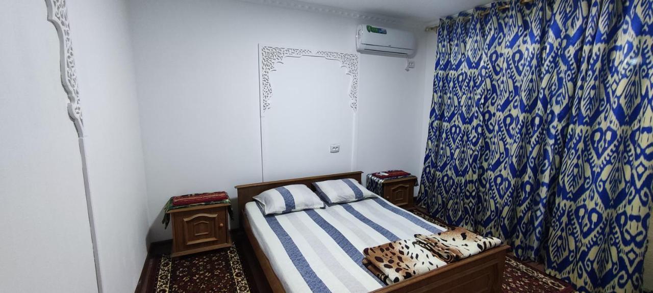 Diyor Hostel Bukhara Esterno foto