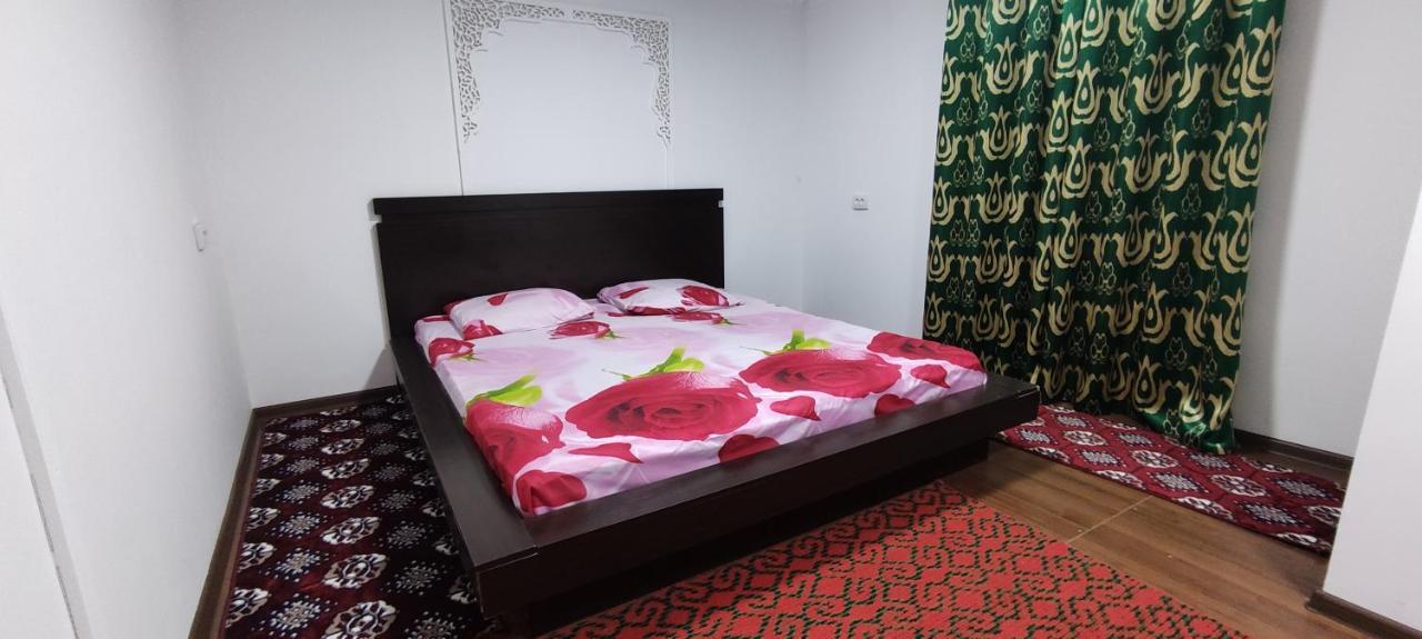 Diyor Hostel Bukhara Esterno foto