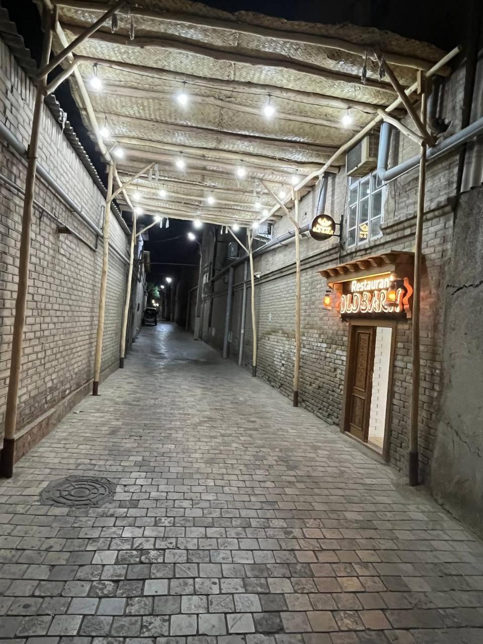 Diyor Hostel Bukhara Esterno foto