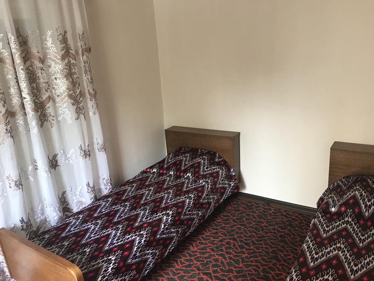 Diyor Hostel Bukhara Esterno foto